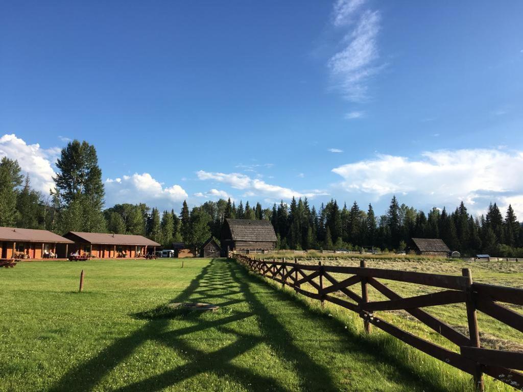 Wells Gray Guest Ranch Hotel Clearwater Luaran gambar