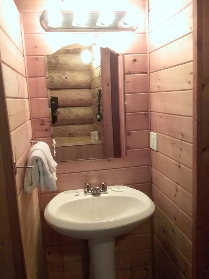 Wells Gray Guest Ranch Hotel Clearwater Luaran gambar